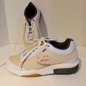 GDEFY Walking Shoes Women's 8‎ Gravity Defyer Support Comfort